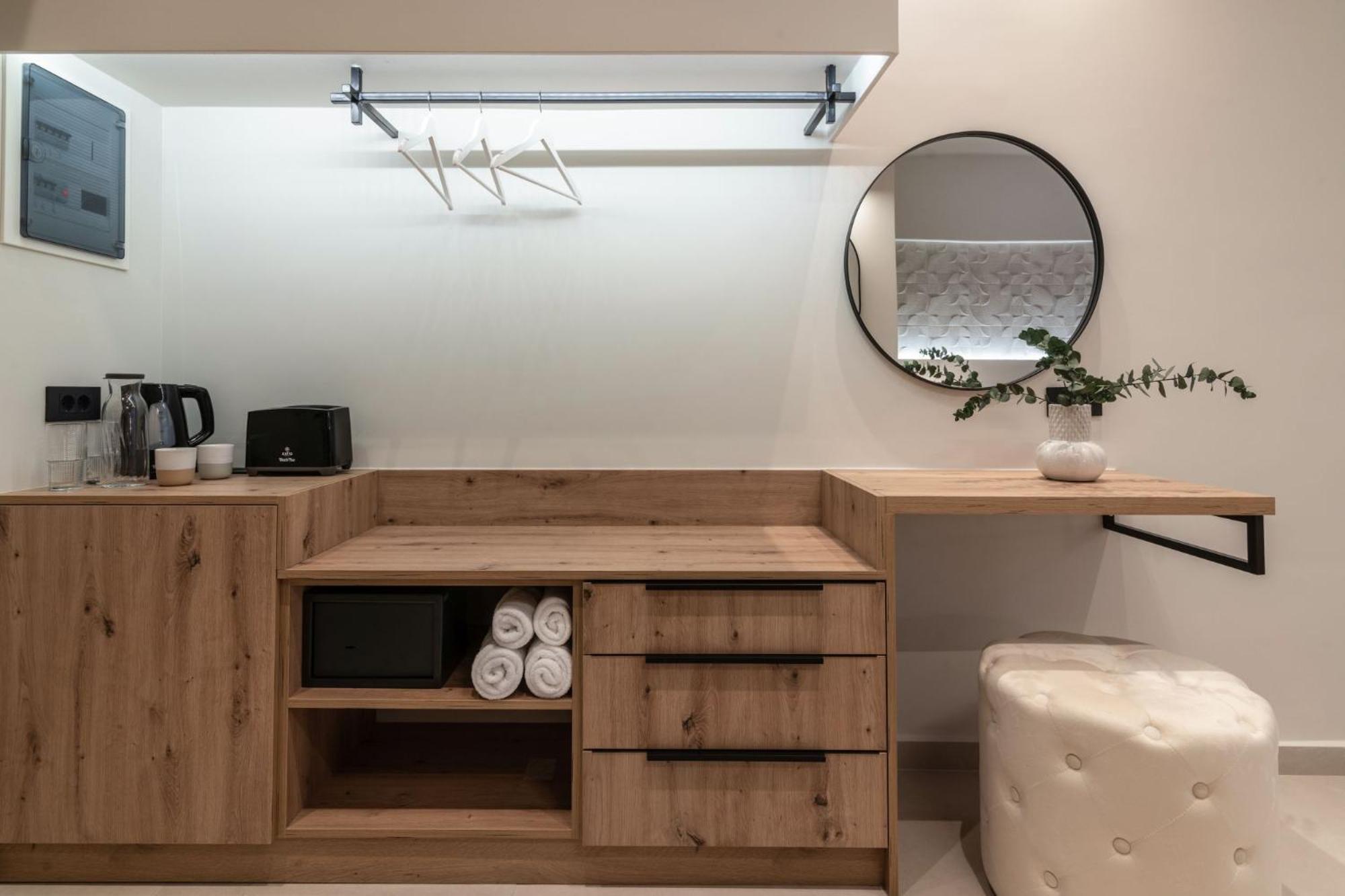 Apartment Enigma - 100m From Beach, By Zantewize